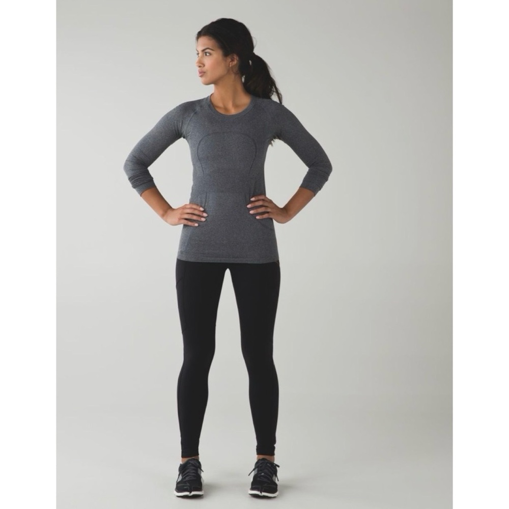 Lululemon Toasty Tech Tight II Black / Dramatic Static White Black 8 - Picture 3 of 10